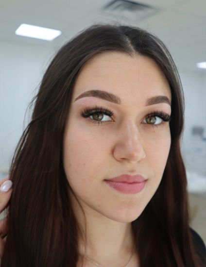 Facetune_06-07-2024-12-41-46